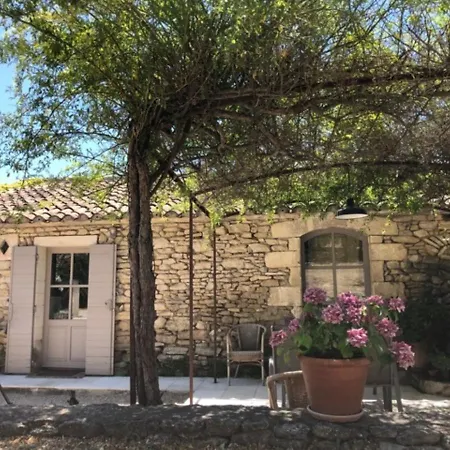 Stylish House With Heated Pool In Dom wakacyjny
